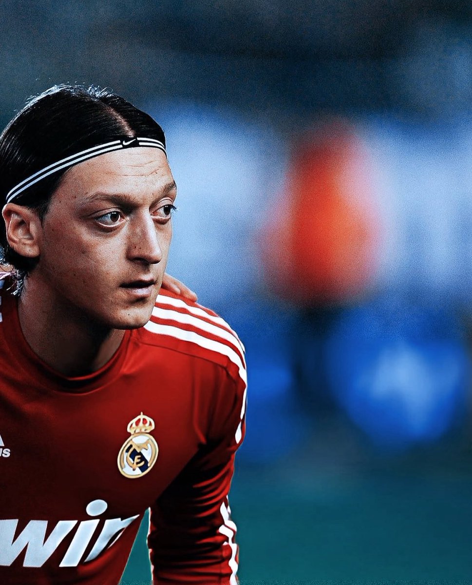 LimpiaYBlanca_'s tweet image. La Liga de los 100 puntos. Historia.