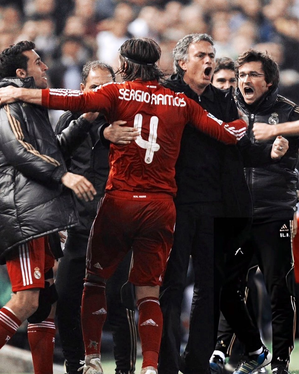 LimpiaYBlanca_'s tweet image. La Liga de los 100 puntos. Historia.