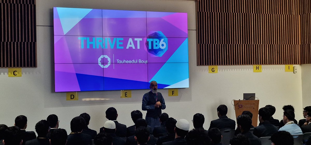 tauheedulboys's tweet image. This morning our Year 11 pupils took part in an assembly exploring everything on offer at our sixth form, TB6, ahead of our Open Evening this Wednesday. We’re excited to help them take their next steps! #TB6 #SixthForm #OpenEvening 

#WeAreSTAR #Ambition #Teamwork #JoinUs