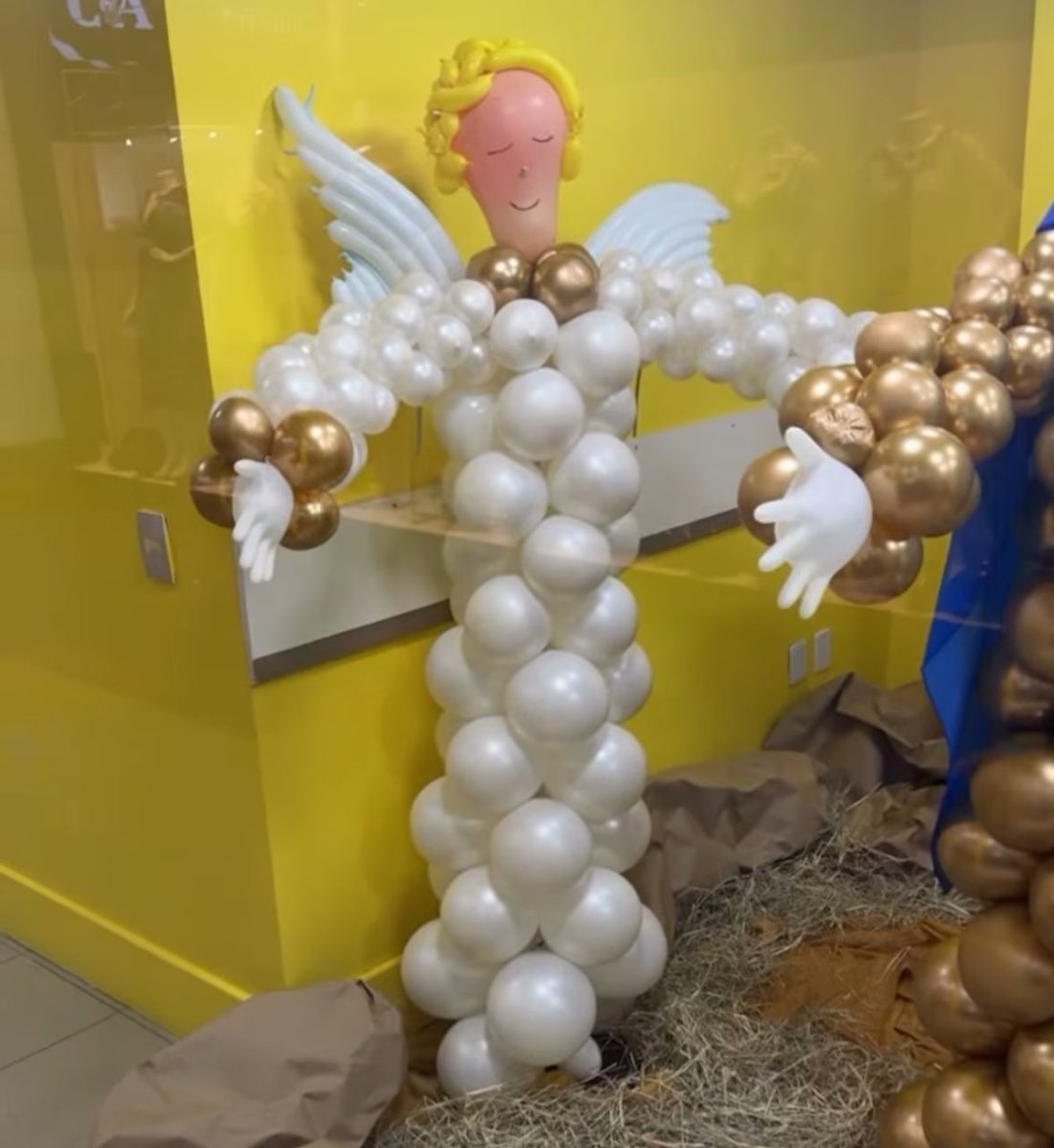 ocleytinho's tweet image. a decoração de natal do shopping Benfica é o MAIOR e MELHOR evento do ano