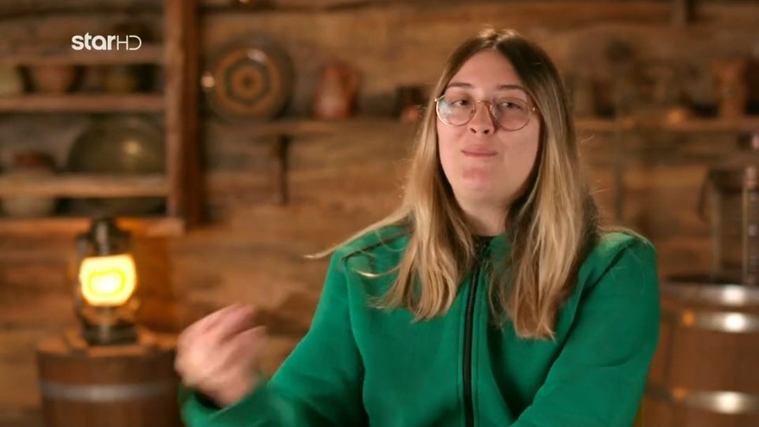 Δεν βοήθησα στο τέλος καθόλου λέει η Βαλεντίνα. Εν τω μεταξύ δεν βοήθησε καθόλου γενικά #FarmaGR