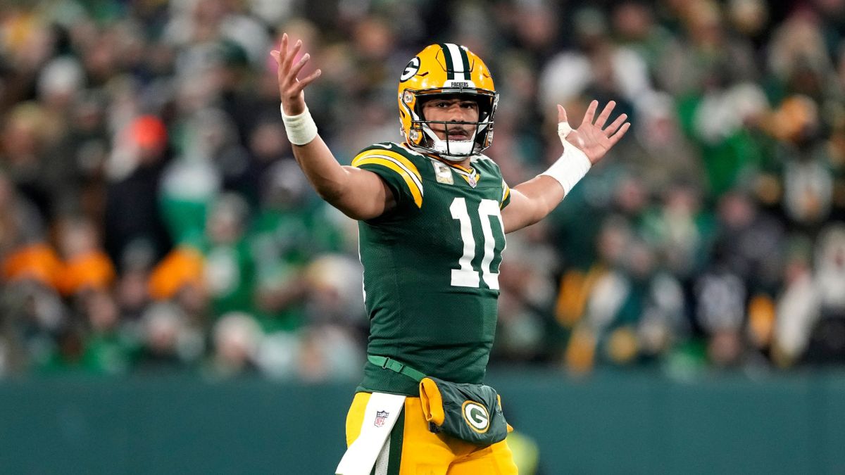 Keeping up with the NFL schedule is daunting, with Monday Night Football, Thursday Night Football, and Sunday games spread across multiple different services.
Link:
lifehacker.com/entertainment/…