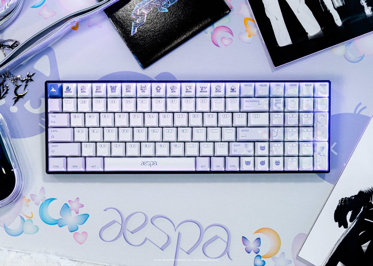 higround's tweet image. Introducing aespa x Higround. Enter KWANGYA.

1x Summit 65+ Keyboard
1x Basecamp 96+ Keyboard
1x Basecamp 75+ Keyboard
1x 75% Keycap Set
3x XL Control Mousepads

@aespa_official x Higround
Available 11/21 12PM PT