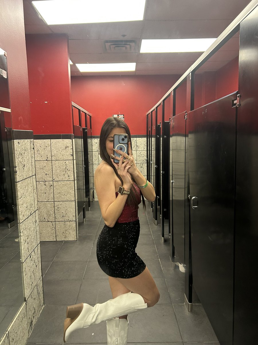 ⋆˚࿔ Amberly 𝜗𝜚˚⋆ tweet media