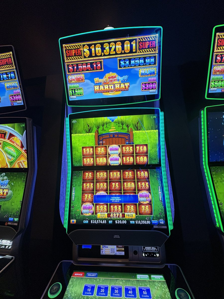 Congratulations to the lucky local who was playing the Huff n Even More Puff Hard Hat 😮‍💨💨🔨 slot machine when he landed a $10,358 jackpot at Binion’s last week! 💸