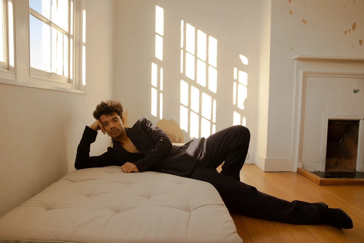 cinethanhunt's tweet image. Foxes Magazine (2022) is in my mind all the time