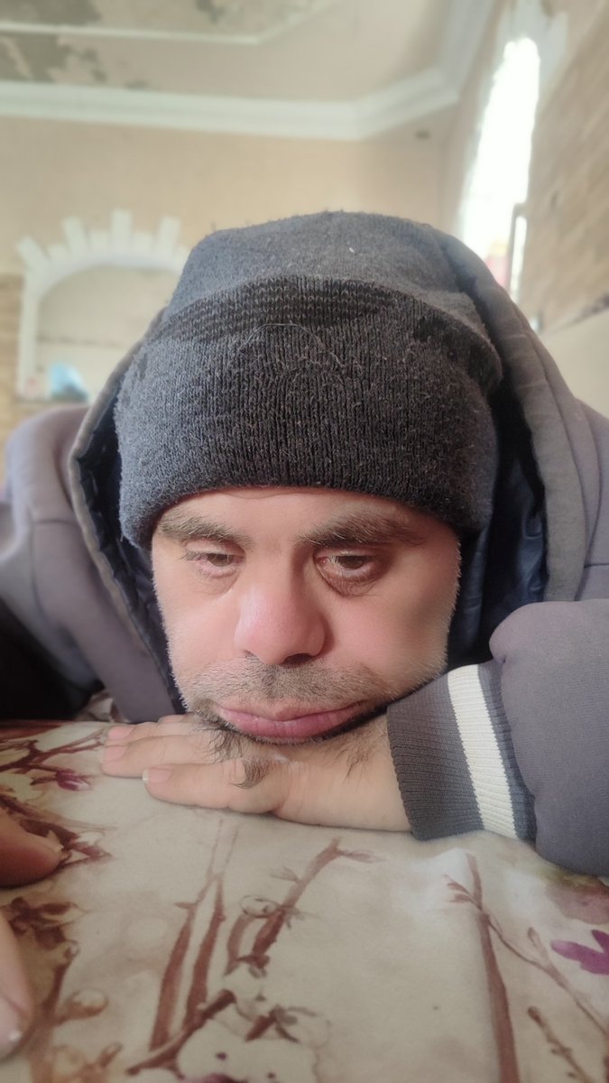 mohannad1789941's tweet image. Tariq&apos;s current wish is for treatment and surgery. Please donate to Tariq and share this so we can evacuate him for the operation. 
If you’re scrolling, PLEASE leave a dot . it&apos;s just a dot 
gofundme.com/f/DONATE-HELP-…