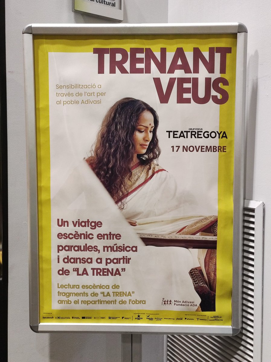 subiranacubinsa's tweet image. Avui #TrenantVeus @Teatre_Goya a favor de la fundació #ADAMónAdivasi. Si a #LaTrena es teixeixen les històries de 3 dones, aquí el teixit es fa amb 3 disciplines artístiques, la lectura dramatitzada, la dansa i la música per fer un espectacle bonic, emotiu delicat. Molt bé!