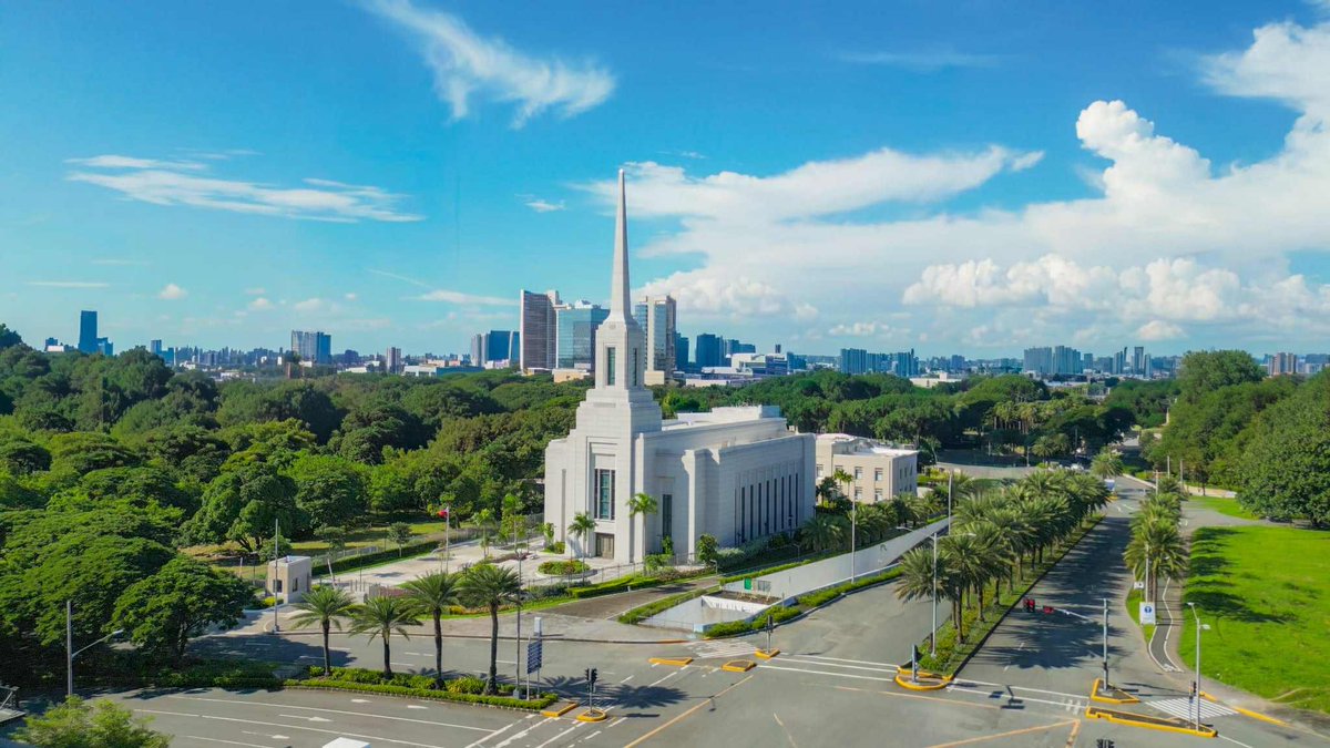 Ch_JesusChrist's tweet image. The public is invited to tour the newly completed Alabang Philippines Temple of The Church of Jesus Christ of Latter-day Saints. This sacred house of worship will be the fourth Latter-day Saints temple in the country and the second in the Manila metropolitan area. 
 
The open…