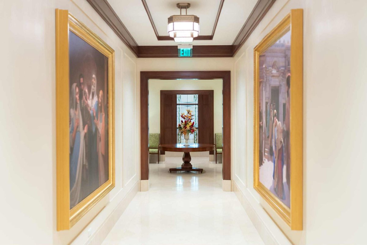 Ch_JesusChrist's tweet image. The public is invited to tour the newly completed Alabang Philippines Temple of The Church of Jesus Christ of Latter-day Saints. This sacred house of worship will be the fourth Latter-day Saints temple in the country and the second in the Manila metropolitan area. 
 
The open…
