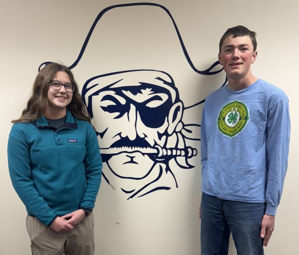 KROXRADIO's tweet image. Crookston High School juniors, Leah Johanneck and Ben Capistran, are Crookston&apos;s nominees for the MSHSL Excel Award. For the story, click below.
kroxam.com/johanneck-and-…