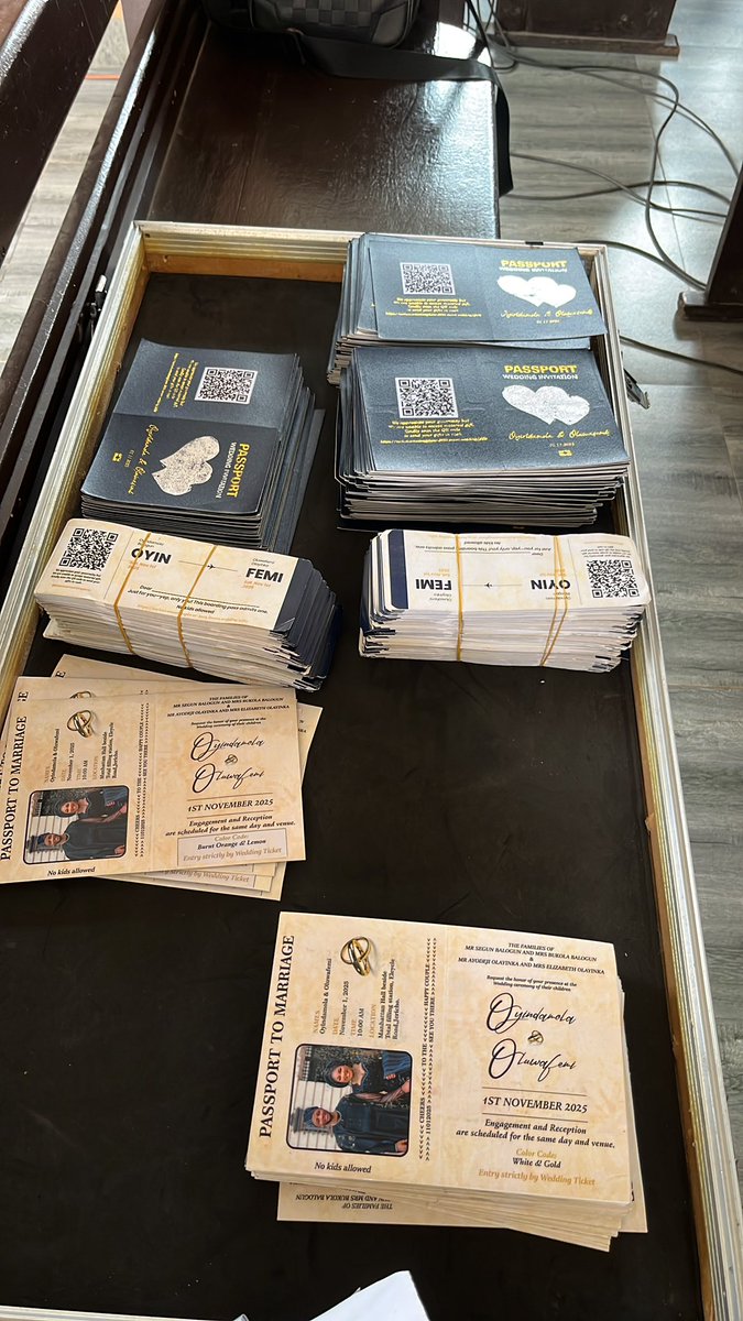 Originalghandi's tweet photo. Here’s an update on the job I posted few months ago!
The wedding was sweet and memorable.

#design #DesignInspiration #DesignCommunity #designprinting https://t.co/awaTZnGN7V
