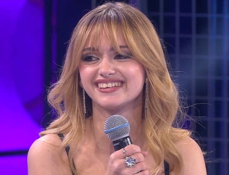 Si esta es tu última actuación puedes irte más que orgullosa Lucía ♥️
#OTGala9