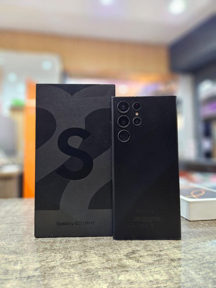 TechChapK3's tweet image. Samsung Galaxy S22 Ultra
12gb RAM 
256gb Storage 
Open Box

Available @Ksh.58,000

#Samsung #Samsunggalaxy #samsungkenya #samsungs22ultra #galaxys22ultra #s22 #s22ultra #tech #techlife #techlifestyle
