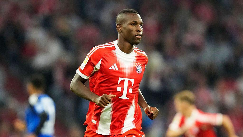 🚨 Chelsea's Senegal striker Nicolas Jackson has no intention of cutting short his season-long loan move to Bayern Munich.

Even if it meant sealing a permanent move elsewhere in January.

(Source: <a href="/Plettigoal/">Florian Plettenberg</a>)