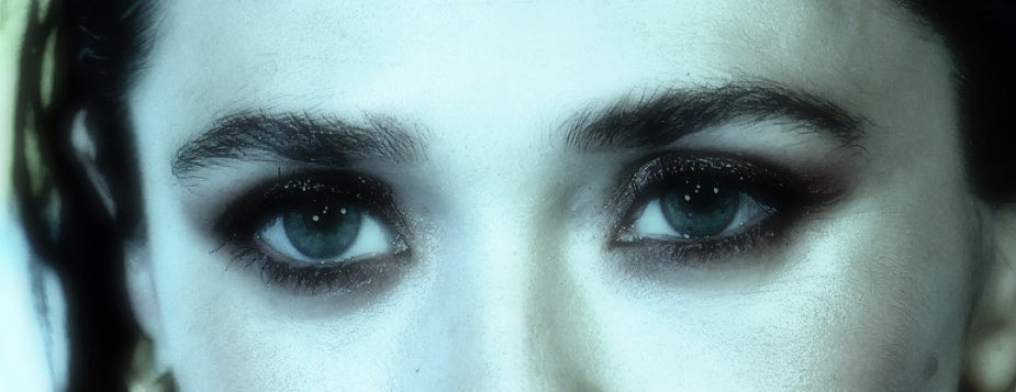 lzzbbs89's tweet image. her eyes are speaking to me