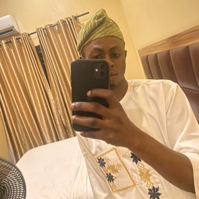 OloyedeOlukunle's tweet photo. #NewProfilePic https://t.co/BKCGFO36Jv
