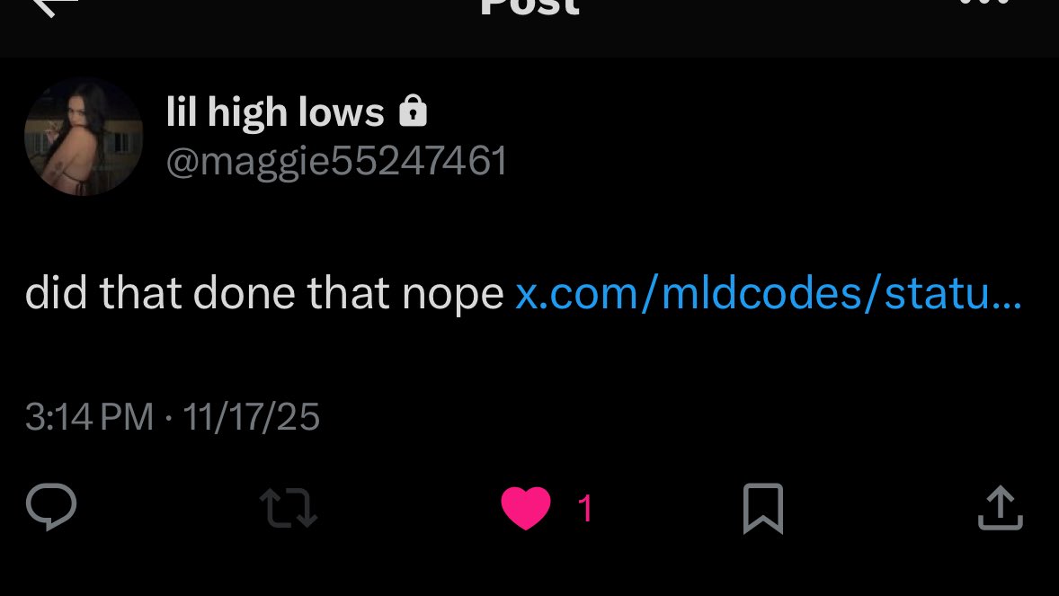 mldcodes's tweet image. ok she replied to me but i fucking deleted my comment seconds before 💔💔 i’m a idiot. hey a win is a win though !