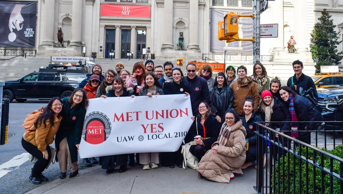🚨 STAFF OF THE METROPOLITIAN MUSEUM OF ART PETITION NLRB FOR A UNION VOTE 🚨

This morning, Local 2110 of <a href="/UAWRegion9A/">UAW Region 9A</a> petitioned the National Labor Relations Board for a union election for nearly a thousand full-time and part-time professional and non-professional staff of The