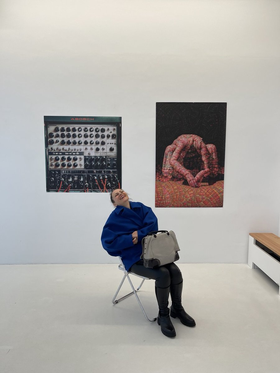 HashSosaHash's tweet image. The first time my art was shown IRL at a digital art event!

Huge thanks to @TeiaCommunity for including my work &quot;Secret Ingredients&quot; teia.art/objkt/873354 in the Unique Ingredients show at the inaugural @artontezos_ in Berlin.

It was so nice to meet again dear @kikanicolela,…