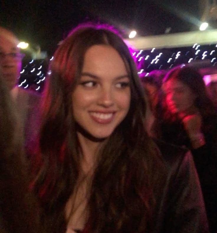 boyalwaysbeen's tweet image. The prettiest girl at the party