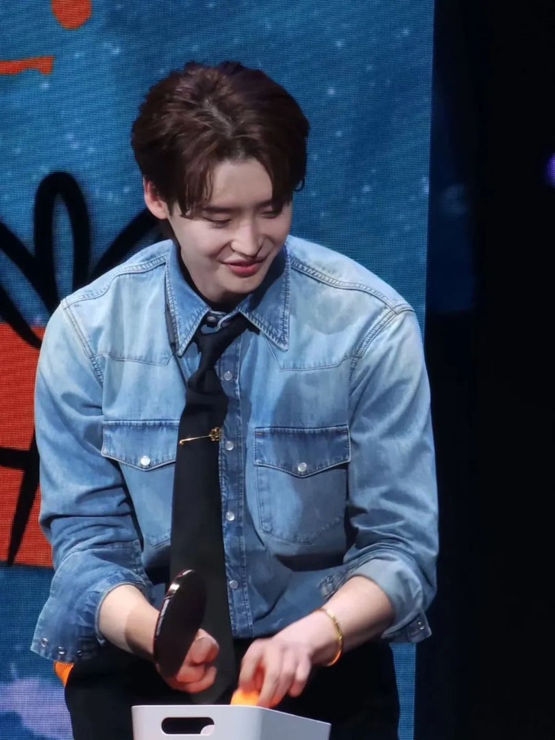 Lee Jong Suk (@LEEJONGSUK7705) / Posts / X