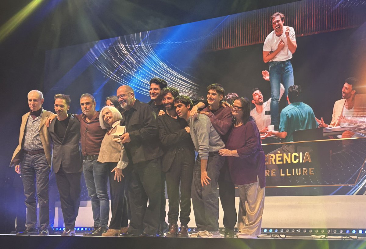 EdGarciaCas's tweet photo. Premià de Mar torna a acollir la 31a gala dels #PremisButaca, els premis del teatre de Catalunya que s’escullen per votació popular.
L’enhorabona a tots els guardonats i nominats!
#LaQuijà, #Ànima, #LaMajordoma, #LHerència, entre molts d’altres!
#AmbSuportICEC https://t.co/xiKW4522Vt