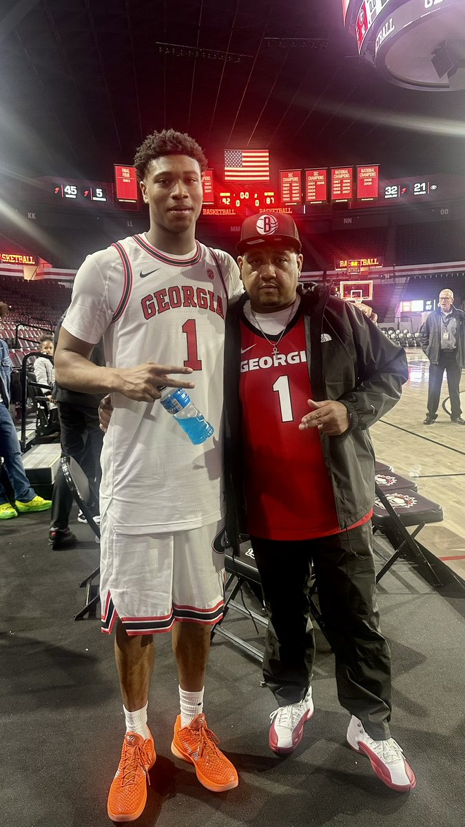 Coach B 🏀 😎 tweet media