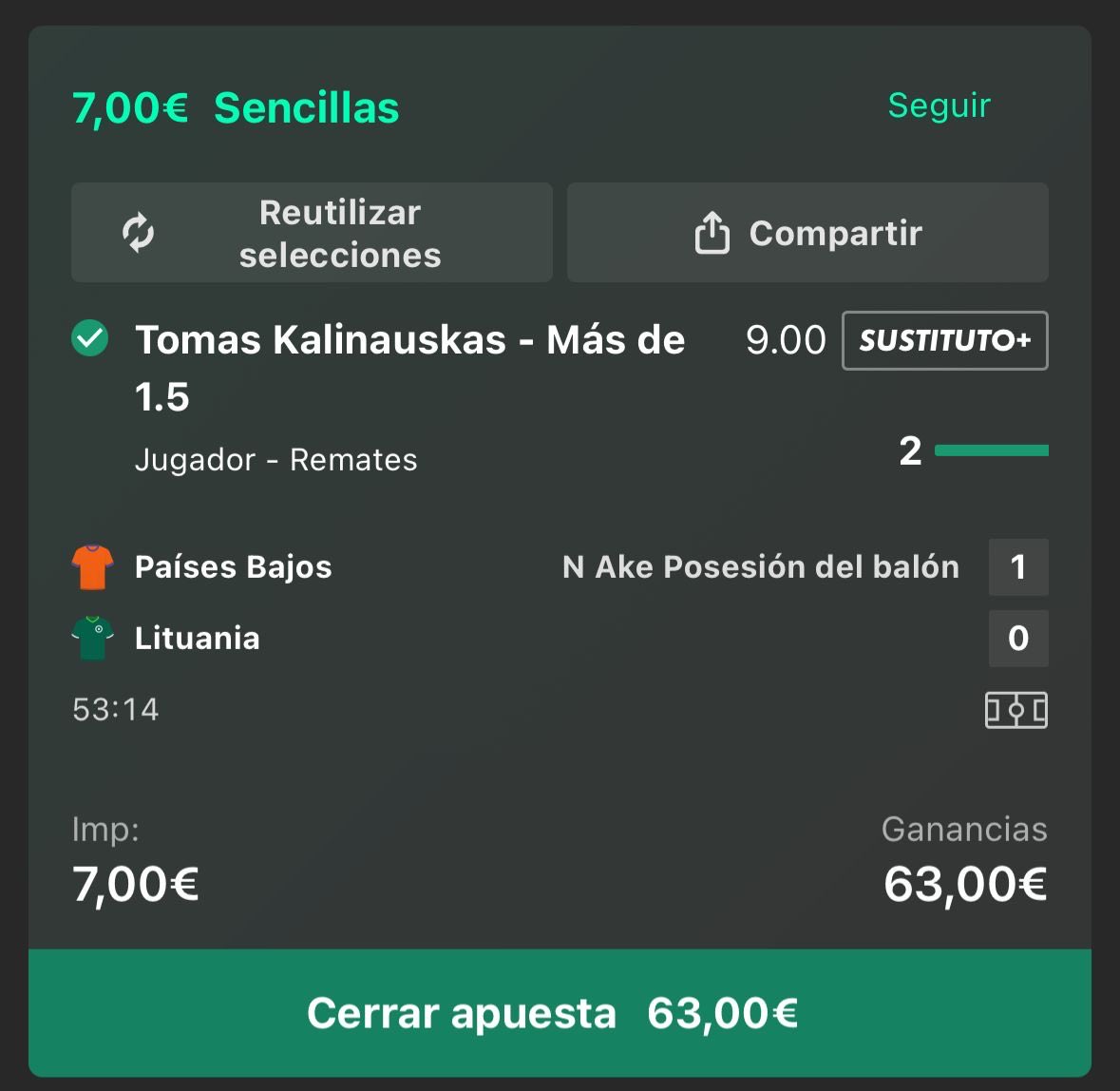 tipstaru tweet media