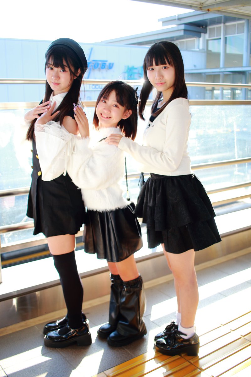 toumouthespa's tweet image. 【#RocKetsModels】2025/11/15 お散歩撮影会＠城山公園
姫柊とあ(ひめらぎ・とあ)さん
さな さん
じゅな さん
今日も元気にいってらっしゃい的な
#photogenic #アイドル