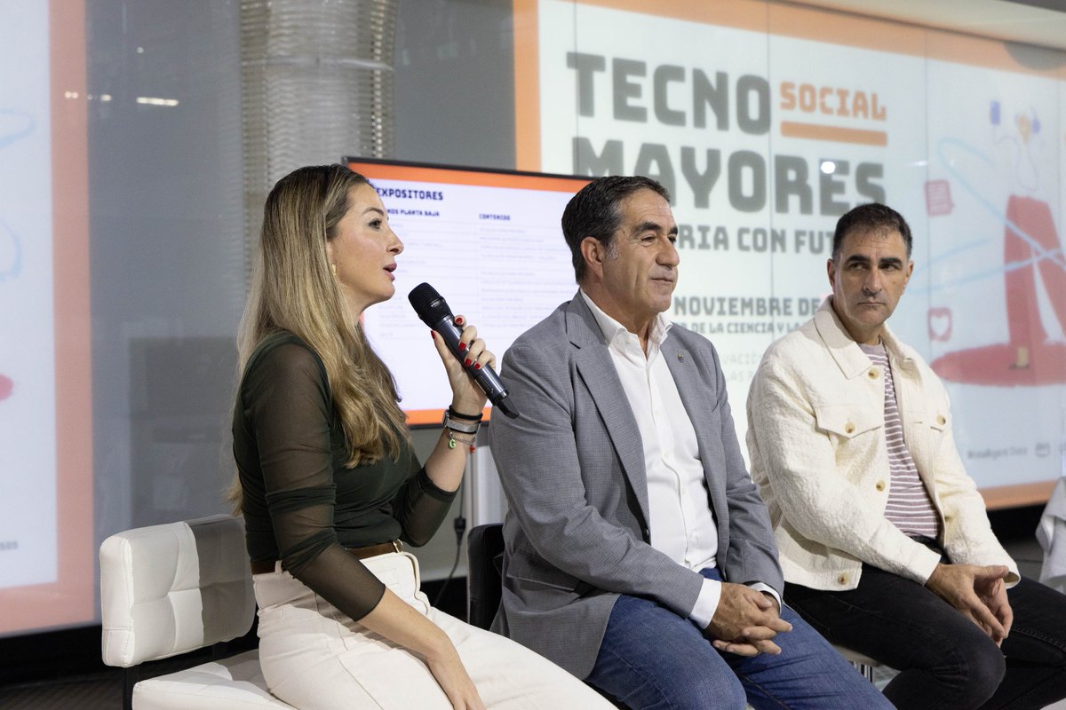 Traer la tecnología a nuestras personas mayores no es solo innovación: es derecho a la autonomía, seguridad y bienestar. 
Este tipo de proyectos demuestra que la política también debe servir para acercar oportunidades y reducir brechas, porque nadie debe quedarse atrás.