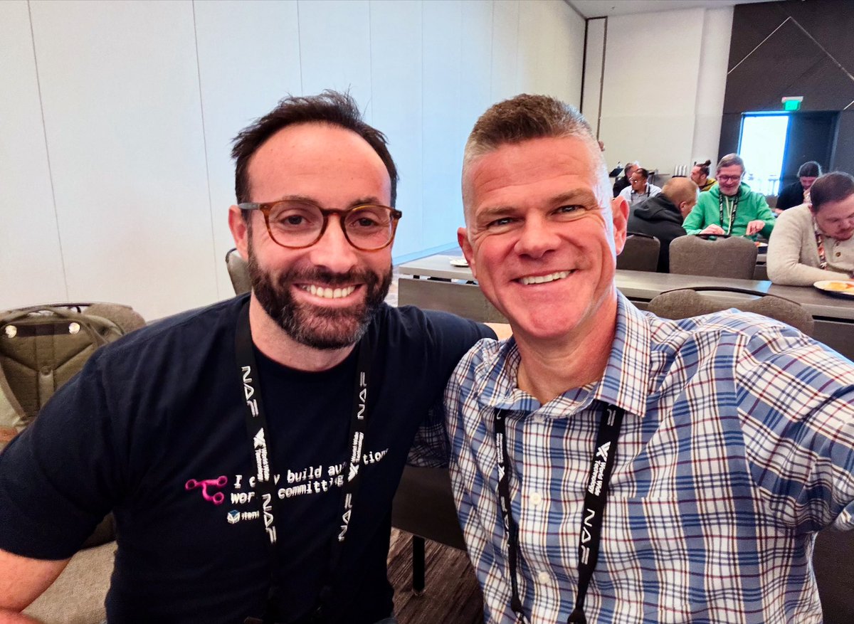 andylapteff's tweet image. My brother from another mother @MacroEngineered