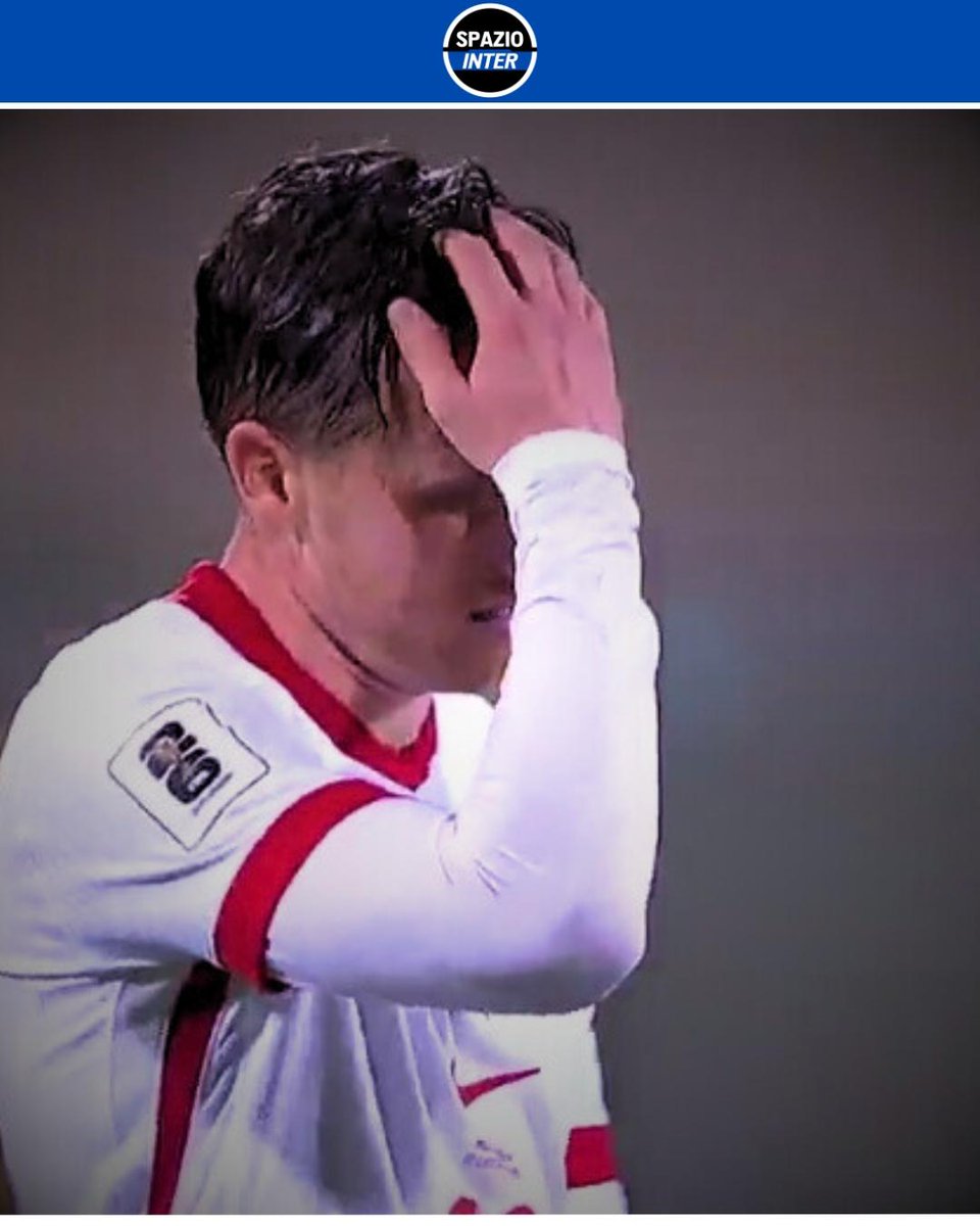 SpazioInter's tweet image. Zielinski in gol con la sua Polonia 💪

Il centrocampista dell&apos;Inter ha siglato il gol decisivo per la vittoria per 3-2 contro Malta con un preciso tiro dalla distanza 🔥

Meriterebbe più spazio in nerazzurro secondo voi 👇🏻

#Zielinski #Inter #spaziointer