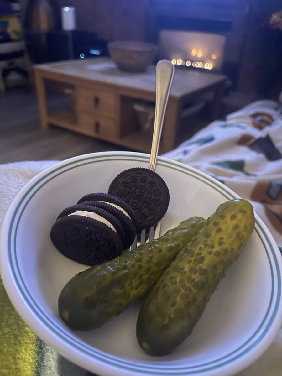 GHOST Toari tweet media