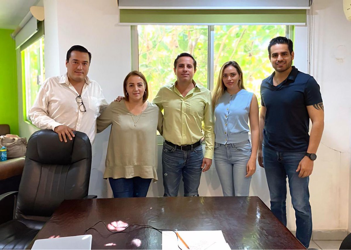 Gran  reunión de seguimiento y planeación.