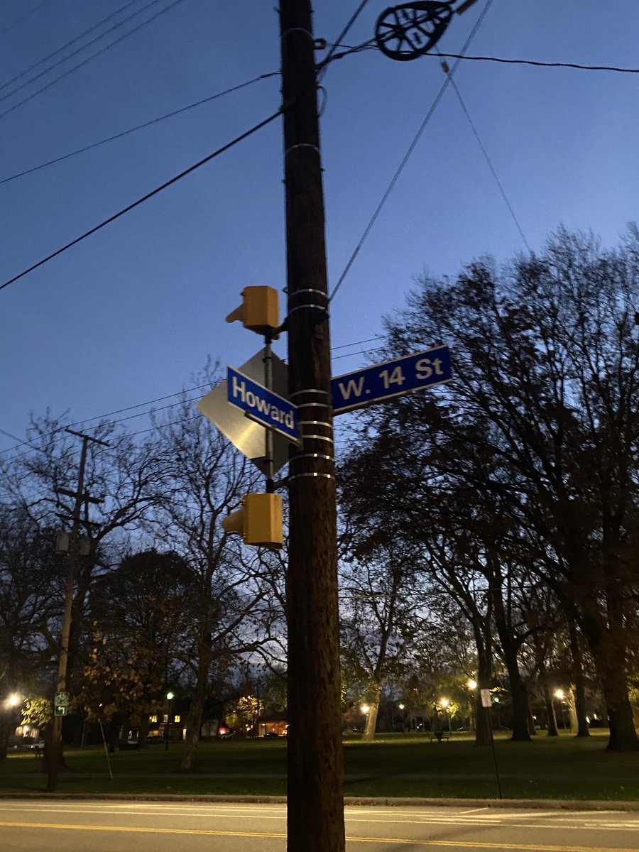 Mark Munch Bishop tweet media