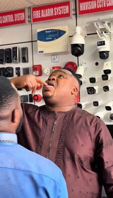 sol_factor's tweet image. Ehn If I hear osimen for your mouth again, I fit kpai you