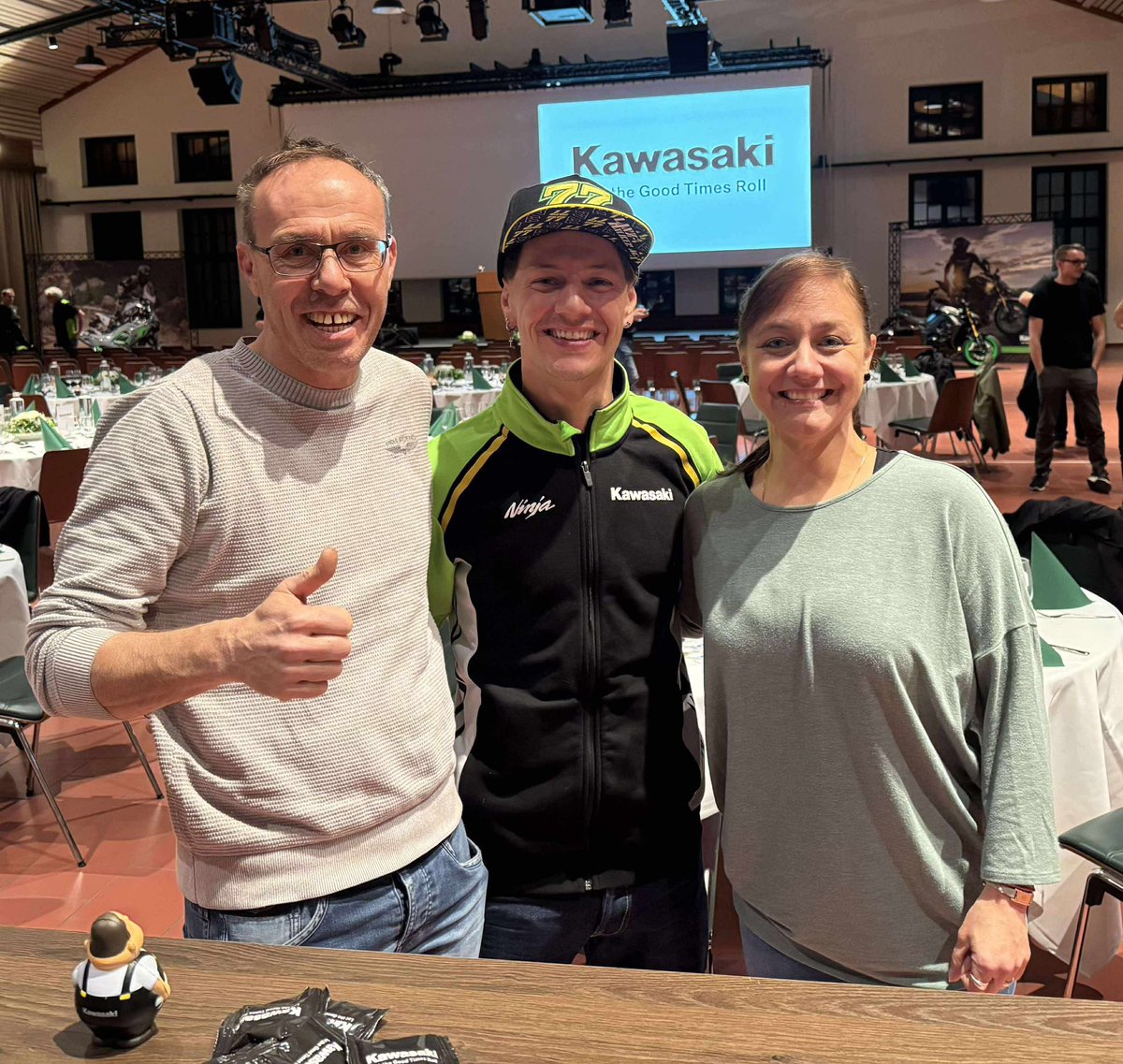 DomiAegerter77's tweet photo. Great evening with @kawasakischweiz
Thanks for your great support all this years @pvm_motosport_gmbh ππ
@pevi_1969 @manuelastadler
#kawasaki #schweiz #meeting #safenwil #teamgreen #domi77 #77 #aegi77 #livefullgas #domifighter
πΈ: @michele.hofstetter https://t.co/tEw5l70Kpt