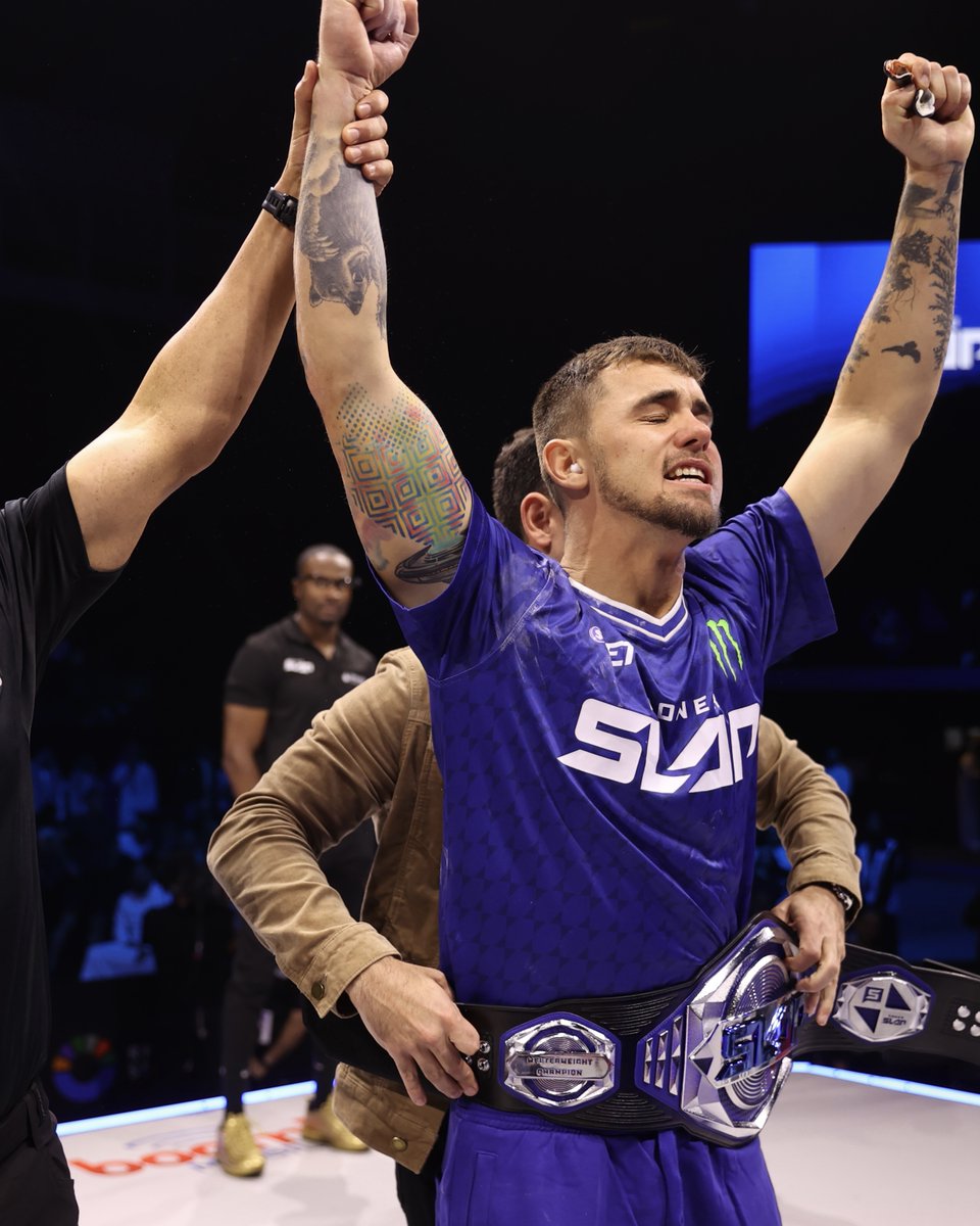 powerslap's tweet image. The new Welterweight Champion got a warm welcome home 🏠