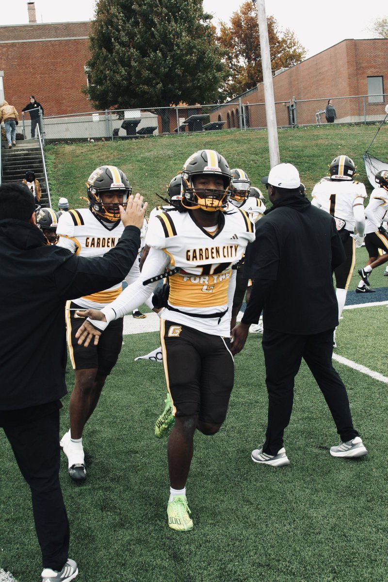 Rashad Jones tweet media