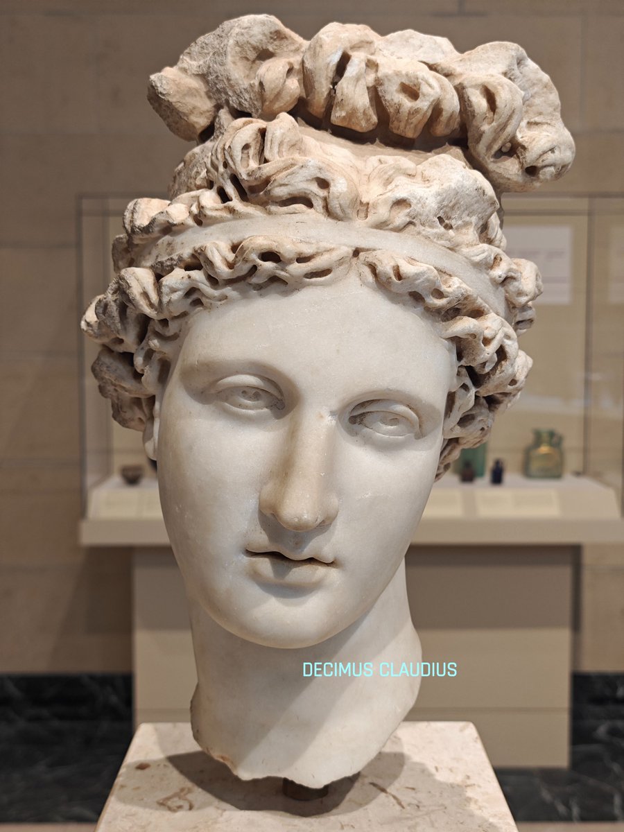 decimusclaudius's tweet image. Roman head of Venus, late 2nd-early 3rd C AD. Purchased in 1976. &quot;Provenance research into the origins and history of these works is ongoing.&quot;  Per Toledo Museum of Art in Toledo, Ohio, USA. Marble quarried in Docimium, now İscehisar, Turkey. 

#romanempire #ancientrome #roman