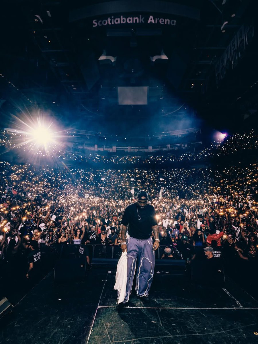 DaVidoCharts's tweet image. DAVIDO UPCOMING SHOWS

NOV. 20 — STATE FARM ARENA🇺🇲 
NOV. 29 — PARC Des Exposition🇨🇮
DEC. 1 — GRAMMY MUSEUM 🇺🇲
DEC. 5 — BK ARENA🇷🇼
DEC. 13 — SOUNDSTORM 🇸🇦
DEC. 14 — EAGLE SQUARE🇳🇬
DEC. 25 — EKO HOTEL🇳🇬
MAR. 25 — PLANET.TT BANK🇦🇹
MAR. 27 —TBA🇨🇭
MAR. 28 — RTM STAGE🇳🇱