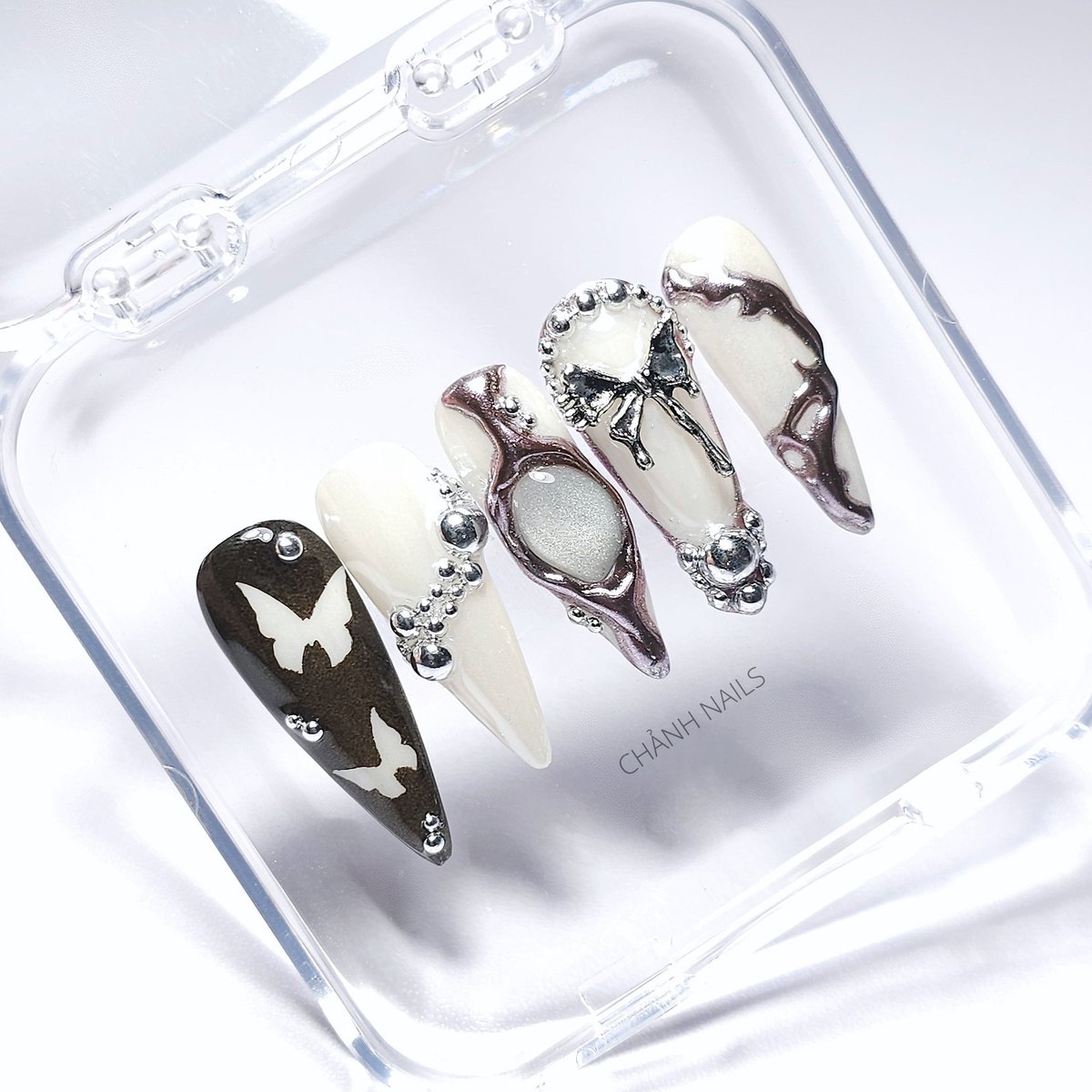ChanhNails's tweet photo. 🎐 BOOK YOUR NAIL APPOINTMENT FROM TODAY
📍 NAIL BOX AVAILABLE (NATIONWIDE SHIPPING)
🔗 Address:
➡️ Hòa Lạc, Hanoi, Vietnam
🥰 All photos are 100% from our shop, so feel free to book with confidence!
#nailart #nailtrend #nail #nails #nailmagazine https://t.co/1MWaUY0Jk0