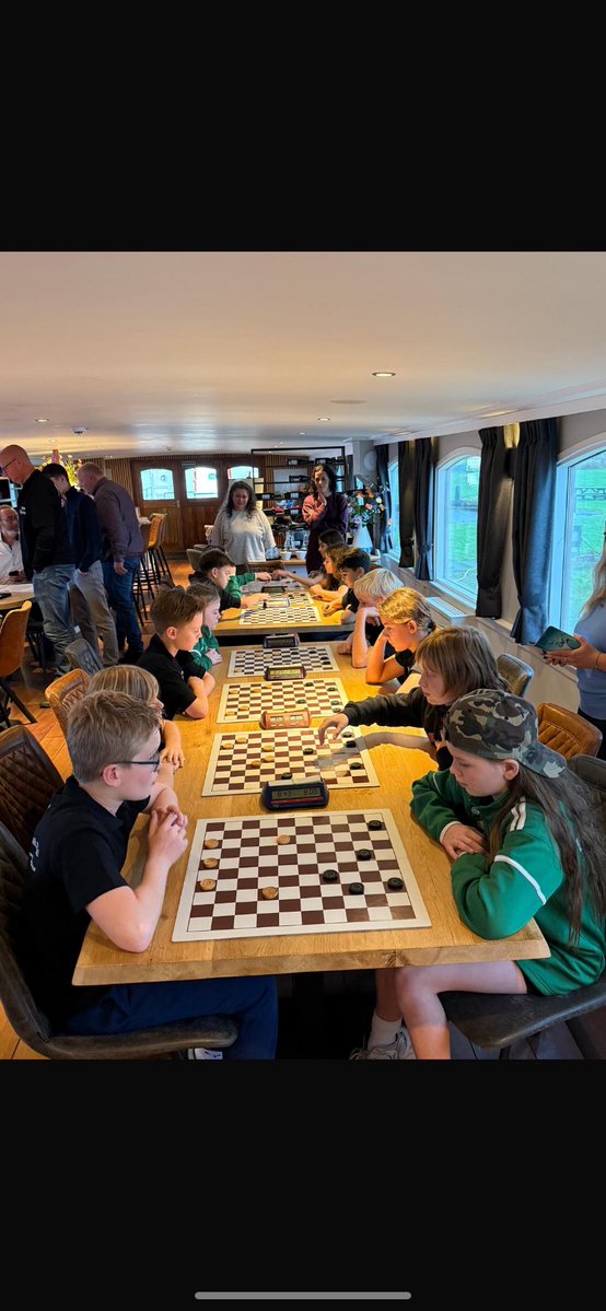 Pres_Carlow's tweet image. 🇮🇪Congratulations to First Year student Sara who played #draughts on the Ireland U12 team last weekend in Friesland, Netherlands. The 🇮🇪 team came second! 🥈Well done also to team coach Páidí. Congratulations to the entire team! 🎉  @bennekerryns @Pres_Carlow @CeistTrust #Frysk