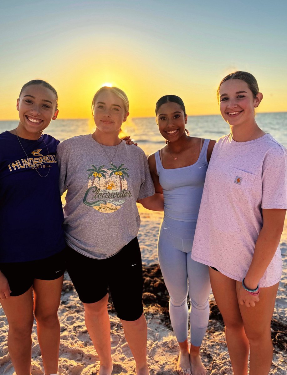 Summer Pence tweet media