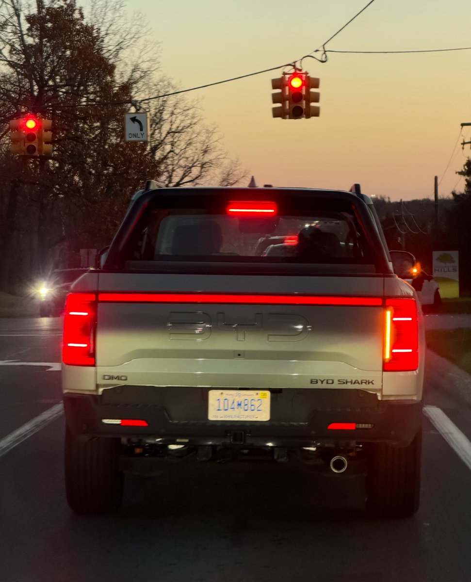 #BYD Shark spotted in SE #Michigan. 

#electricvehicles