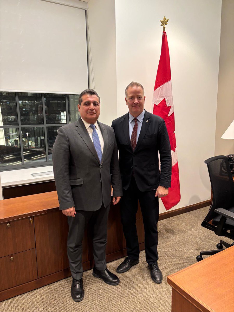 Savunma Tedarikinden Sorumlu Devlet Sekreteri Sayın Stephen Fuhr’e nazik evsahipliği için teşekkür ediyoruz. 

We thank to the Honourable Stephen Fuhr, Secretary of State for Defence Procurement, for his kind hospitality.  <a href="/FuhrMP/">Stephen Fuhr CD</a>