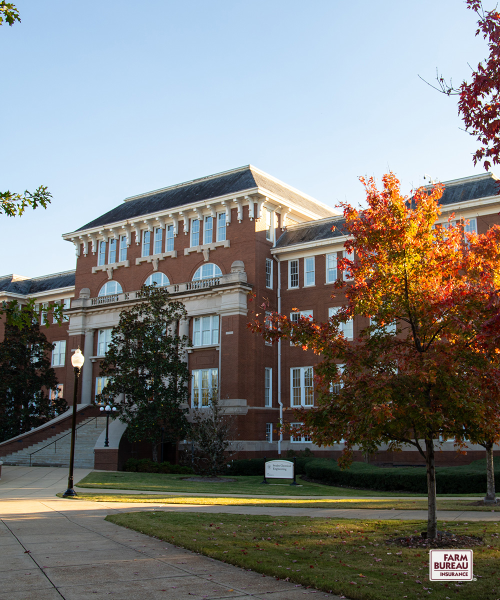 MSStateAlumni's tweet image. Campus in the fall is truly a sight to behold. 🍂

Here&apos;s a glimpse of MSU brought to you by Farm Bureau Insurance.

🔗 msfarmbureauhealthplan.com