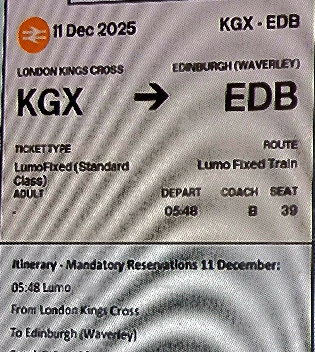 Settore ospiti di cremona esaurito in poche ore
Io,nel mio piccolo,biglietto fatto x glasgow
Una tifoseria come quella della ROMA,ve la potete solo sognare
Ultimi o primi,sempre al tuo fianco
mai sola mai,sempre e solo grazie a noi
W la CURVASUD e FORZAROMA
ASR💛❤️