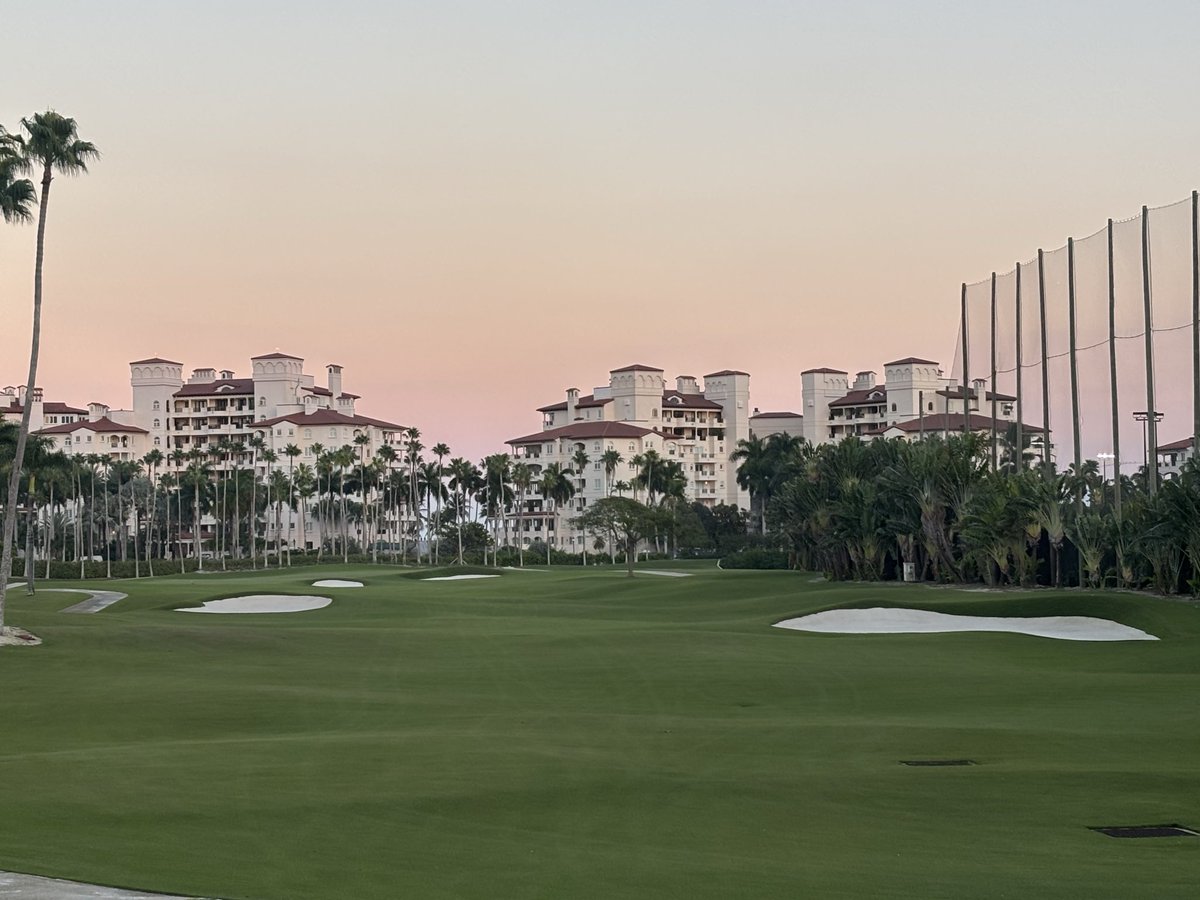 bubbaturfguy's tweet photo. 🌅 #suplife #golfcoursemaintenance
 #fisherisland #golf #golf #golfsunsets https://t.co/N7WeIEbj7p